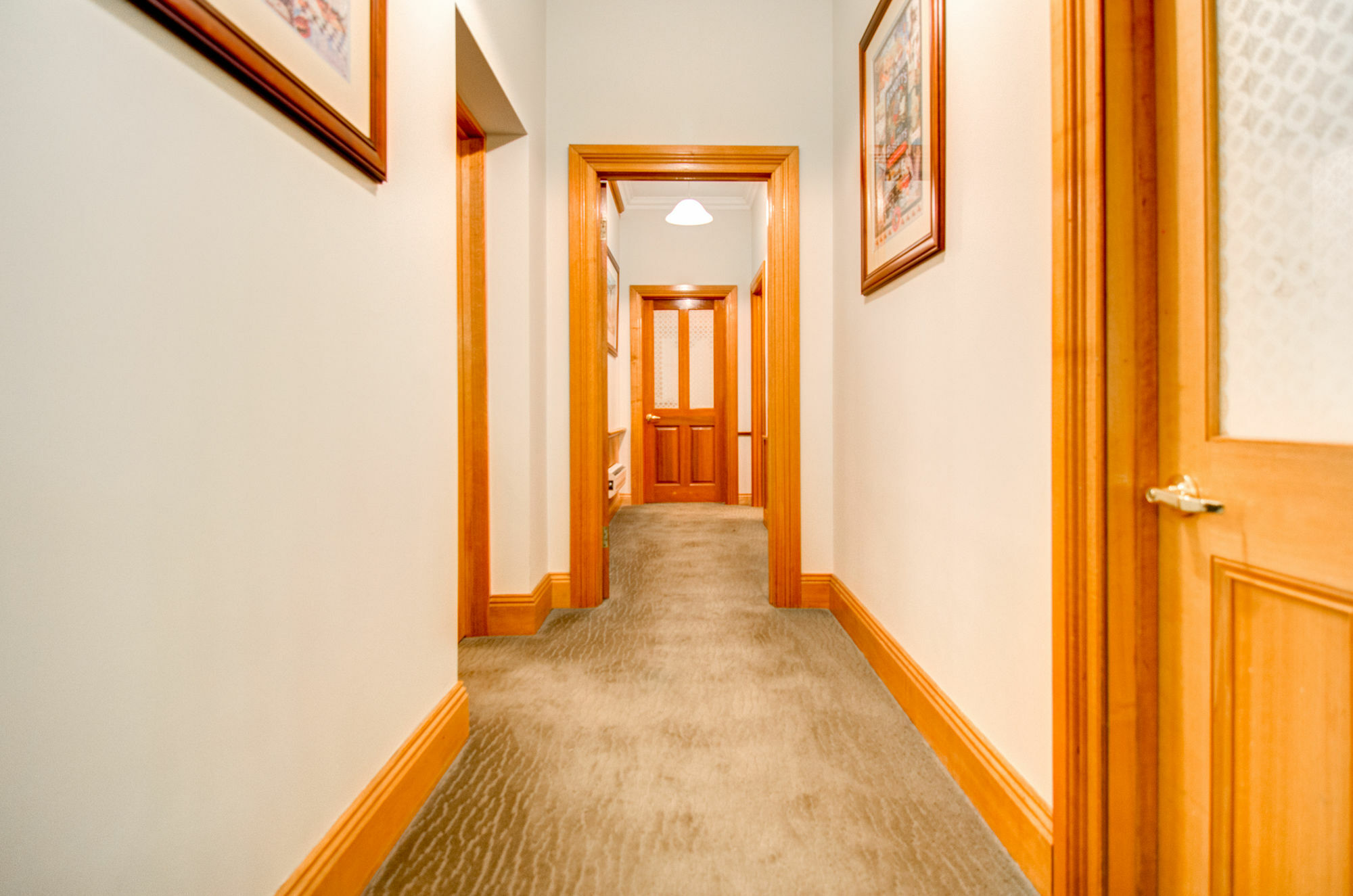 Ashcroft Apartment ลอนเชสตัน ภายนอก รูปภาพ