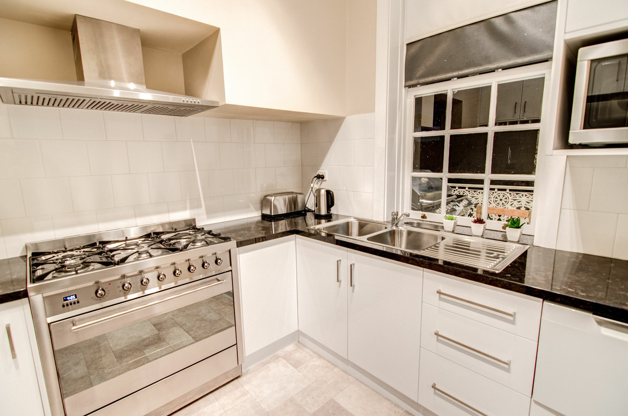 Ashcroft Apartment ลอนเชสตัน ภายนอก รูปภาพ