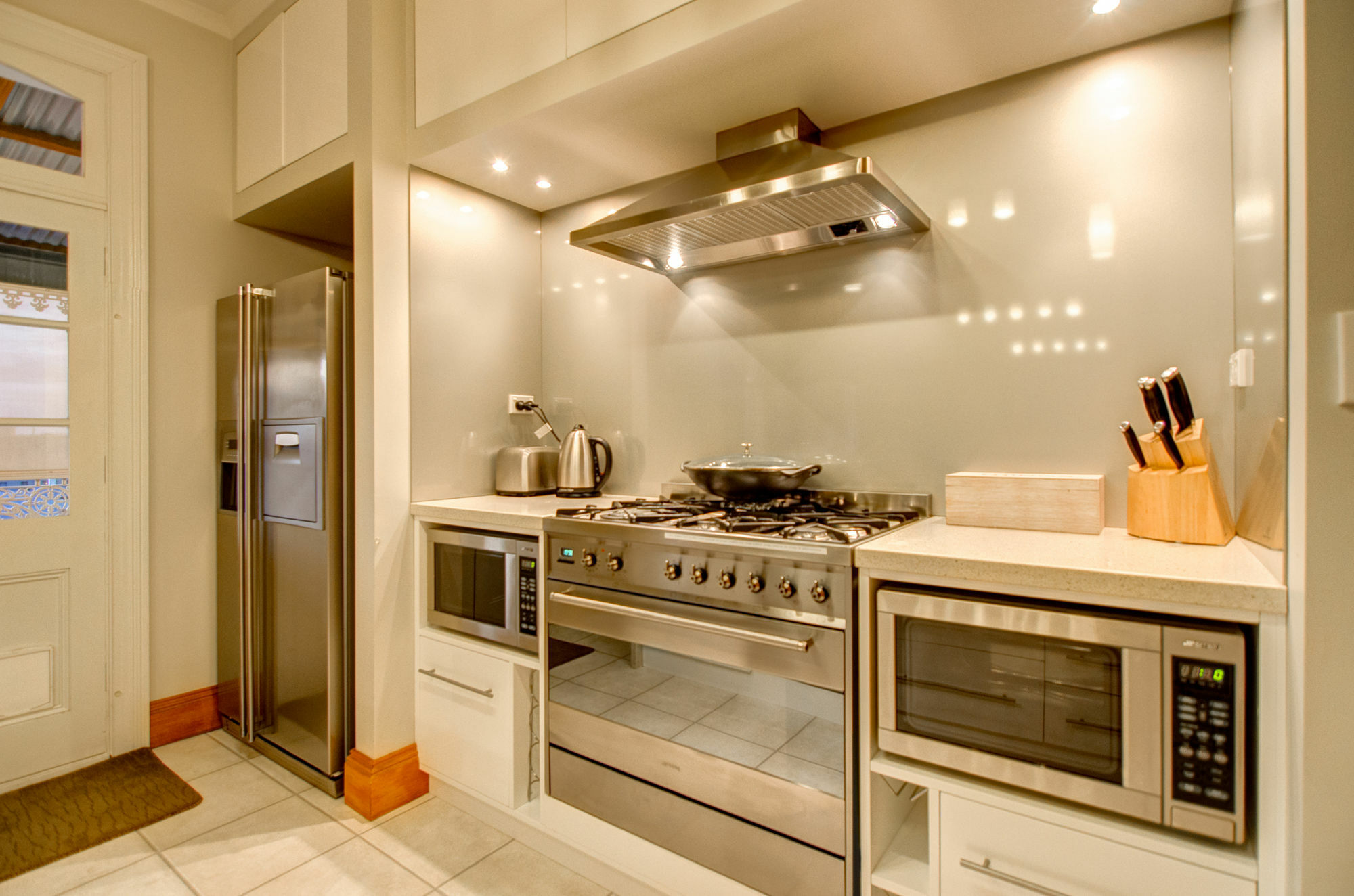 Ashcroft Apartment ลอนเชสตัน ภายนอก รูปภาพ