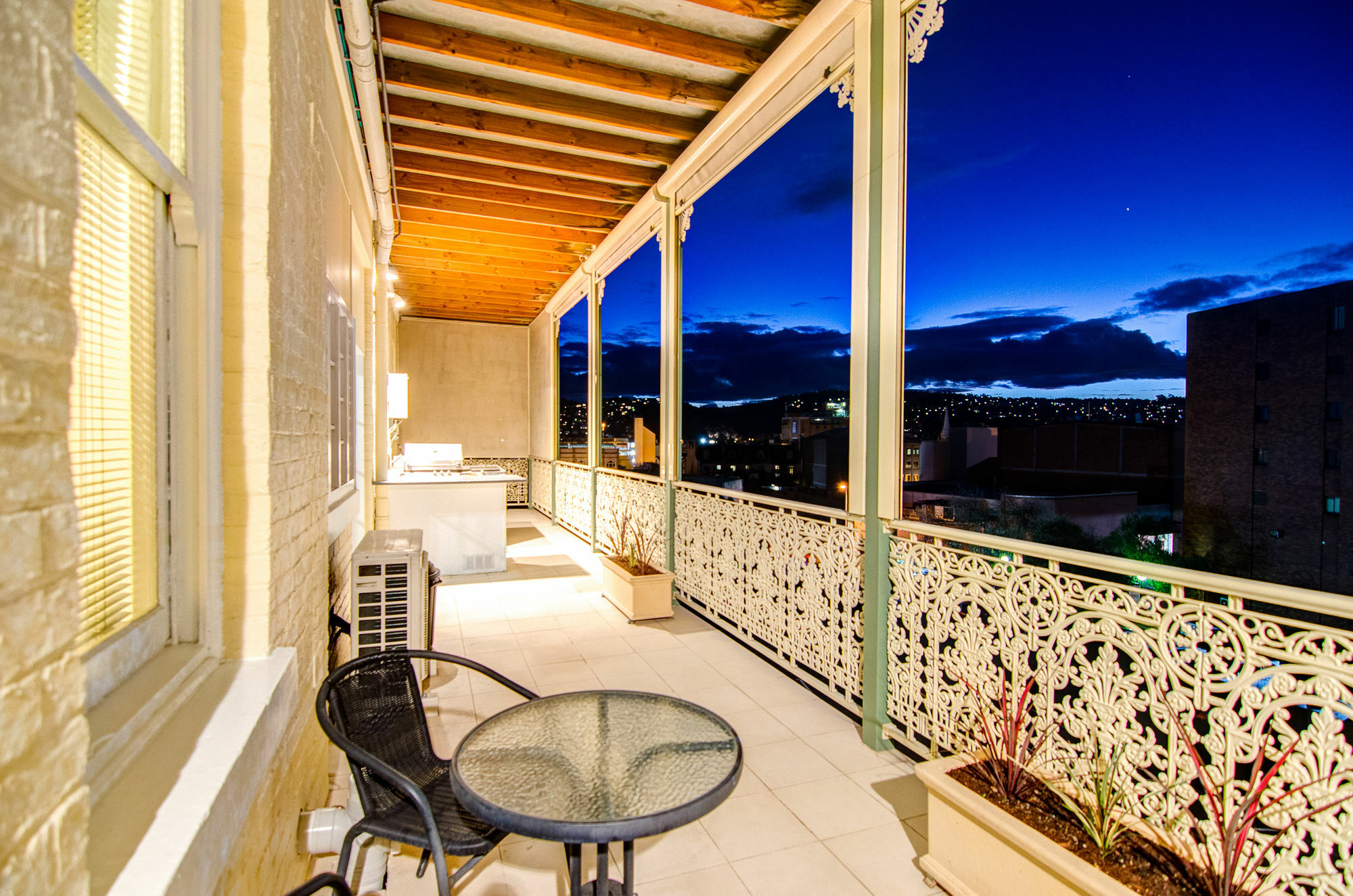 Ashcroft Apartment ลอนเชสตัน ภายนอก รูปภาพ