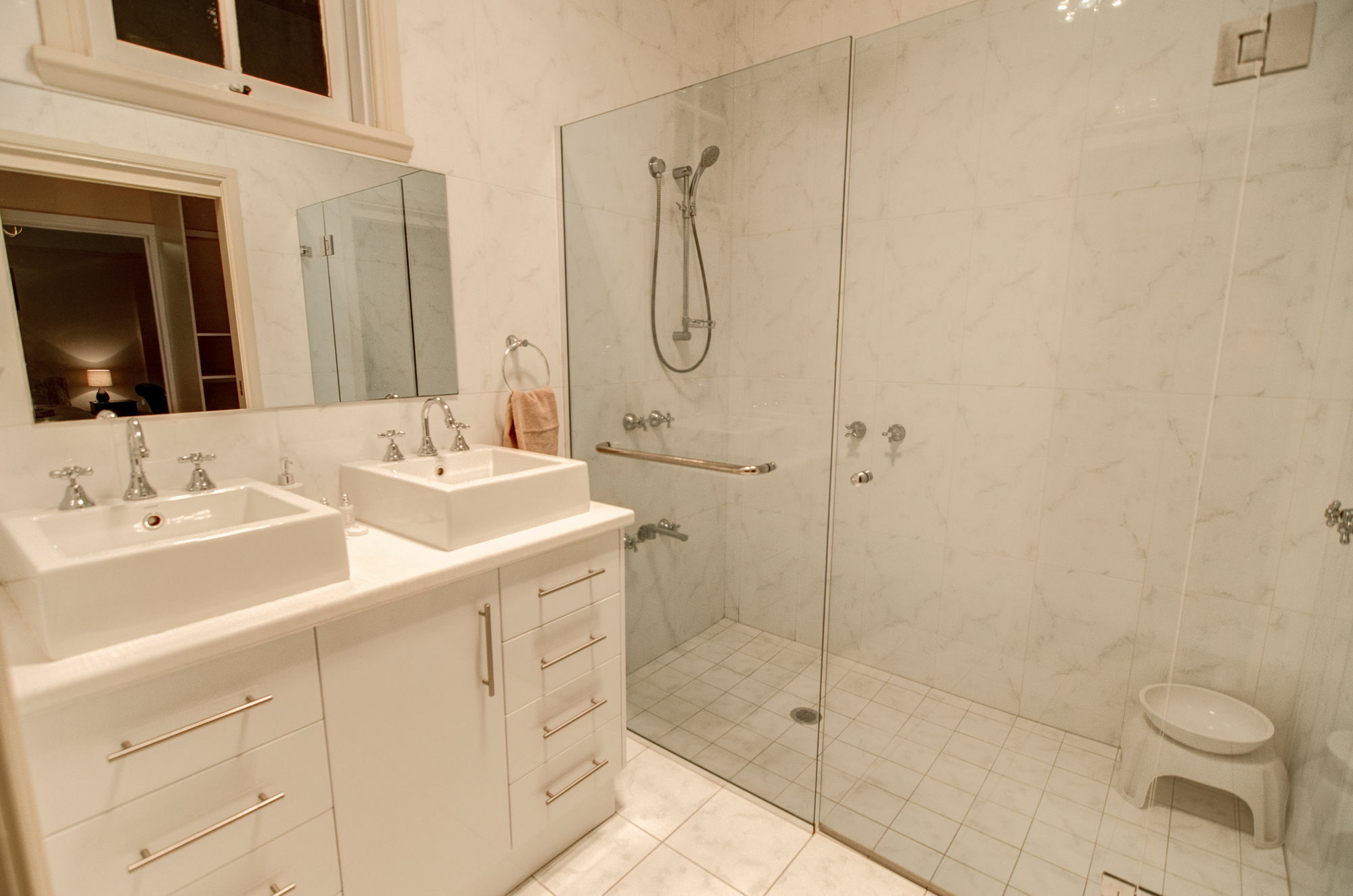 Ashcroft Apartment ลอนเชสตัน ภายนอก รูปภาพ